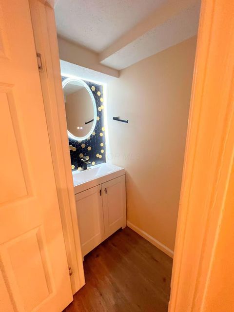 Tiny photo for 4843 Stoneybrook Boulevard 30E #30E, Hilliard, OH 43026 (MLS # 225037681)