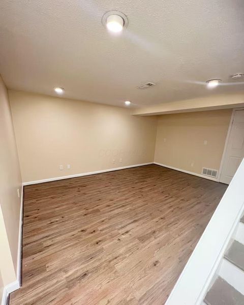 Tiny photo for 4843 Stoneybrook Boulevard 30E #30E, Hilliard, OH 43026 (MLS # 225037681)