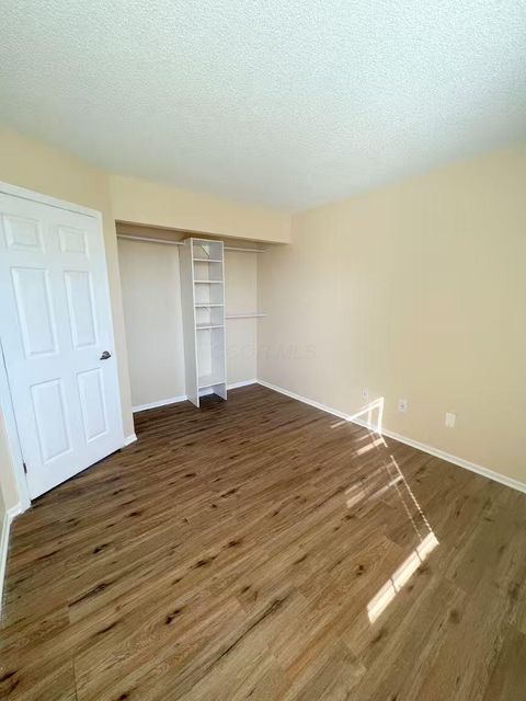 Tiny photo for 4843 Stoneybrook Boulevard 30E #30E, Hilliard, OH 43026 (MLS # 225037681)