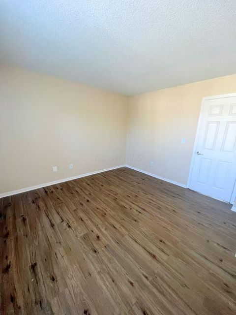 Tiny photo for 4843 Stoneybrook Boulevard 30E #30E, Hilliard, OH 43026 (MLS # 225037681)