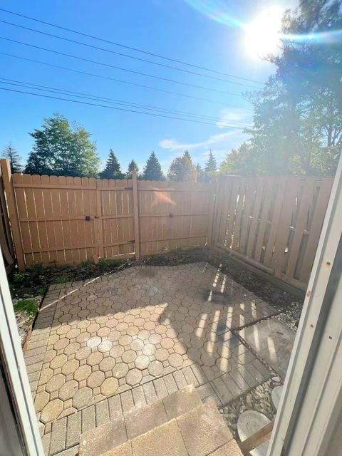 Tiny photo for 4843 Stoneybrook Boulevard 30E #30E, Hilliard, OH 43026 (MLS # 225037681)