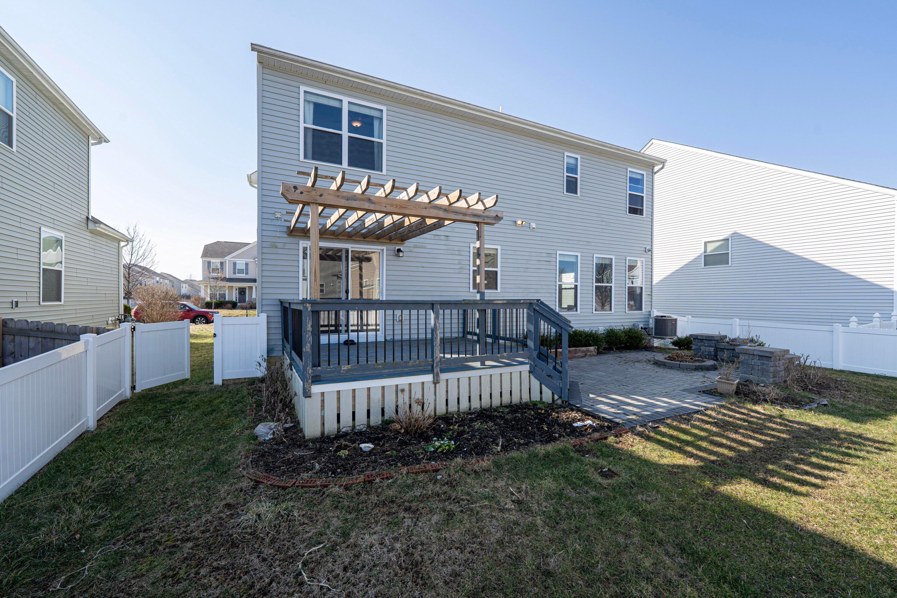 8698 Aconite Drive, Blacklick, Ohio image 15