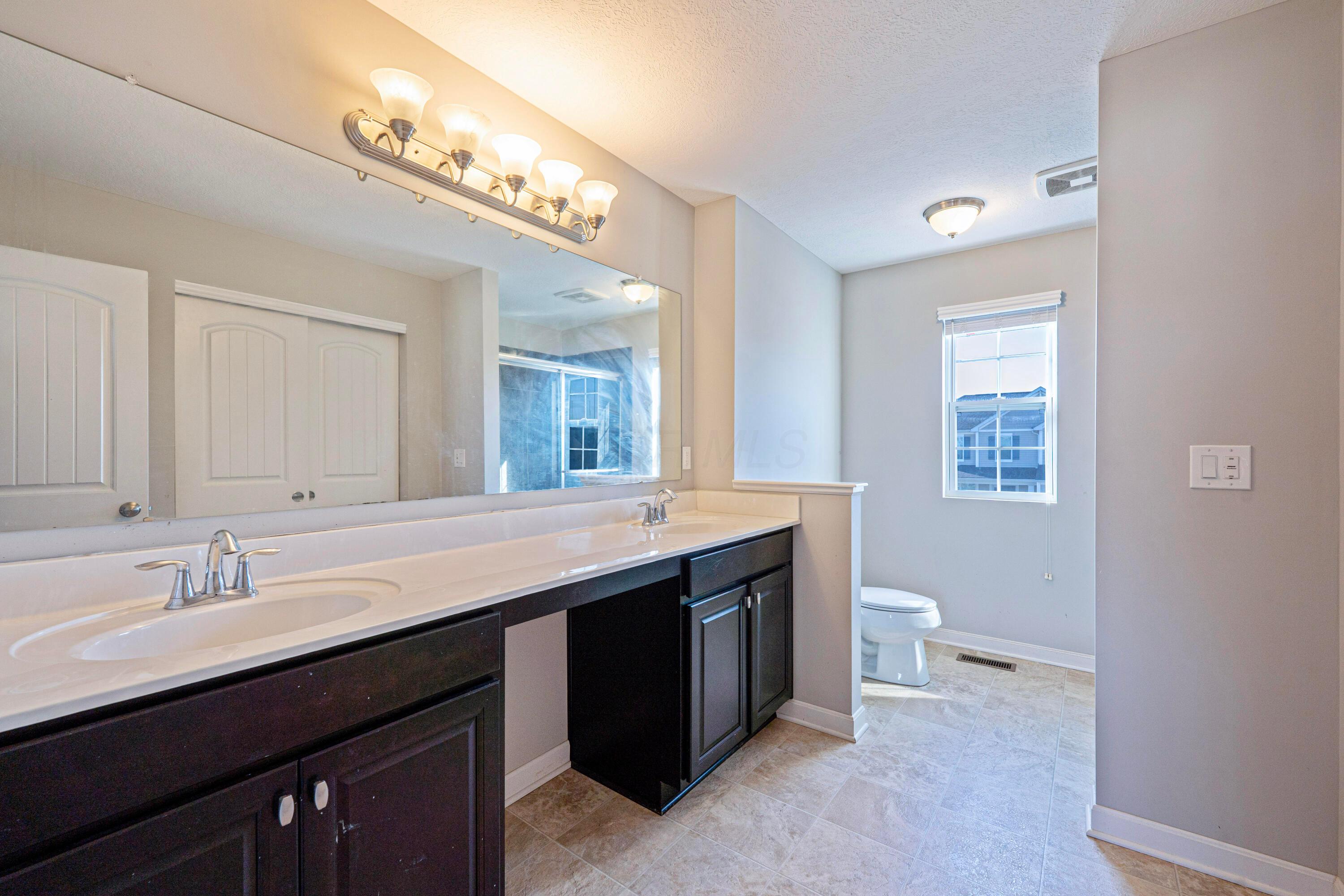 8698 Aconite Drive, Blacklick, Ohio image 23