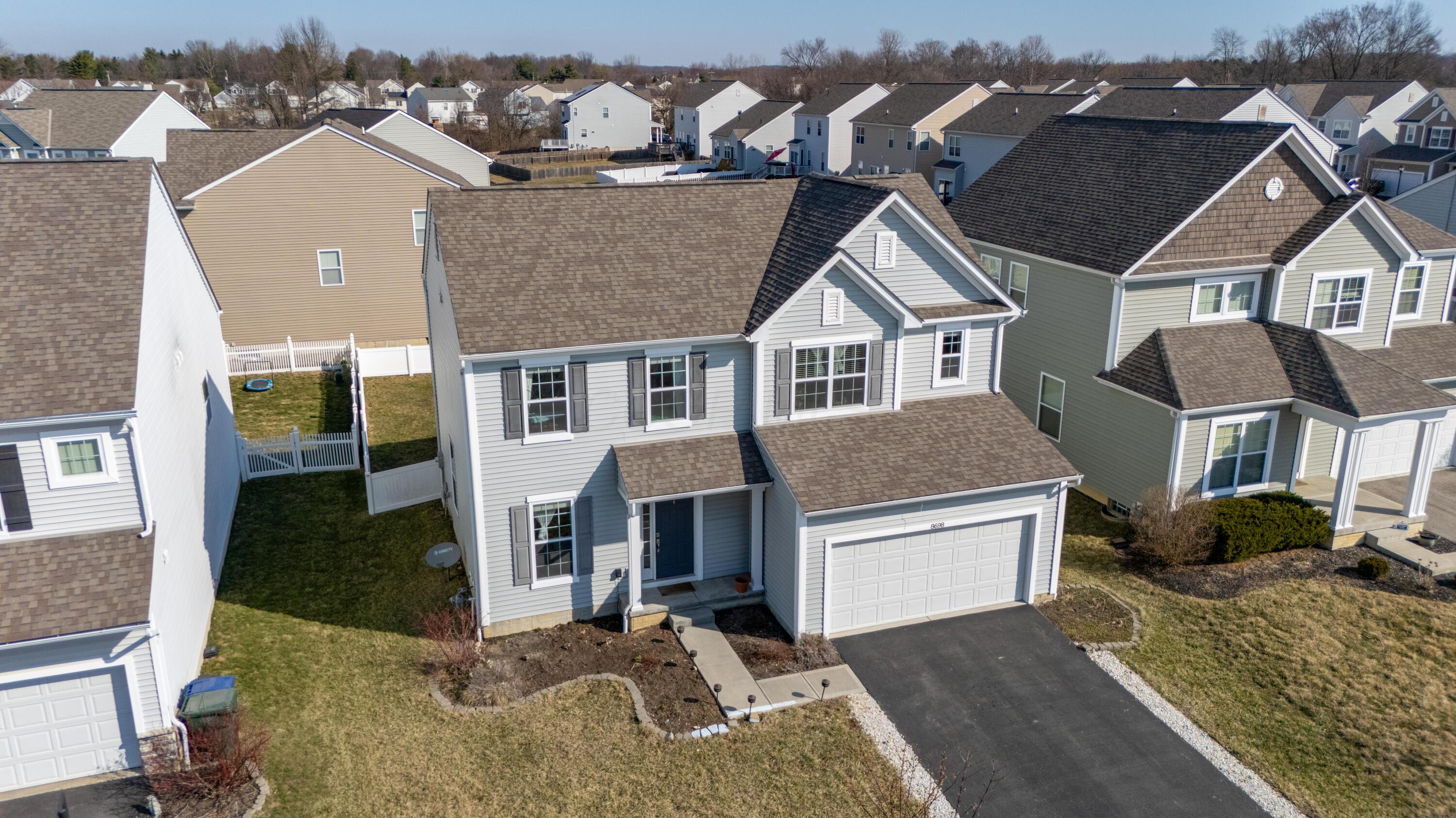 8698 Aconite Drive, Blacklick, Ohio image 2