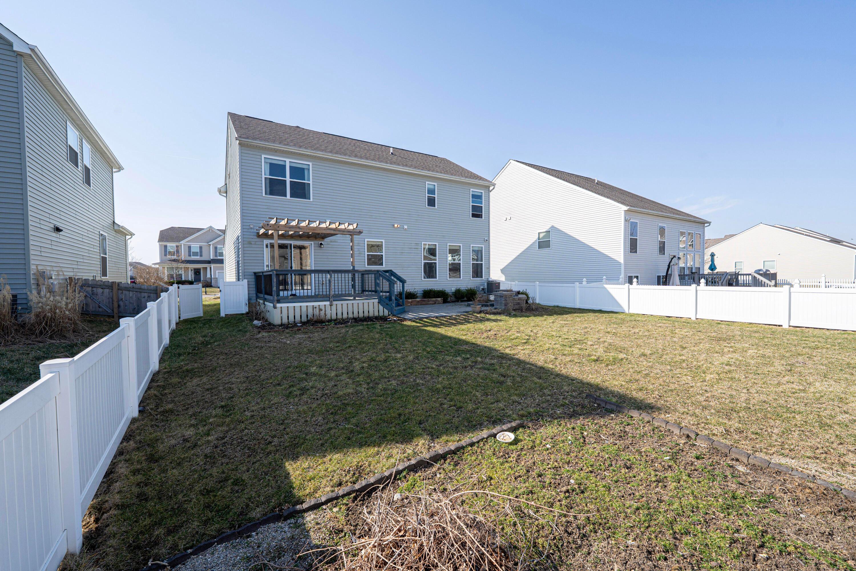 8698 Aconite Drive, Blacklick, Ohio image 32