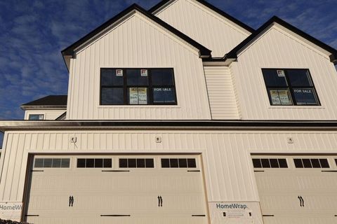 Photo of 5524 Fawnsbury Court, Powell, OH 43065 (MLS # 225046146)