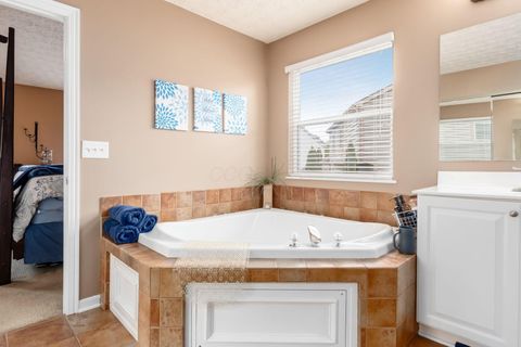 Tiny photo for 5994 Hampton Corners S, Hilliard, OH 43026 (MLS # 226015921)
