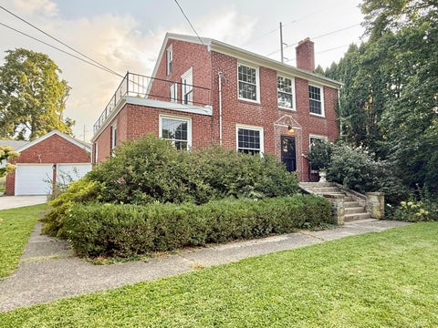 Photo of 107 Morris Street, Mount Vernon, OH 43050 (MLS # 226033247)