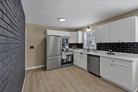 Tiny photo for 113 Pearl Street, Pleasantville, OH 43148 (MLS # 226003118)