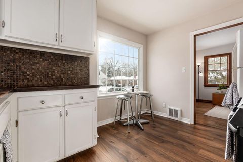 Tiny photo for 290 W Kanawha Avenue, Columbus, OH 43214 (MLS # 225044840)