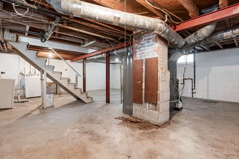 Tiny photo for 290 W Kanawha Avenue, Columbus, OH 43214 (MLS # 225044840)