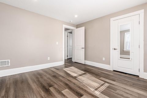 Tiny photo for 349 S Richardson Avenue, Columbus, OH 43204 (MLS # 226002783)