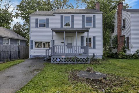 Photo of 588 S Waverly Street, Columbus, OH 43213 (MLS # 226017572)