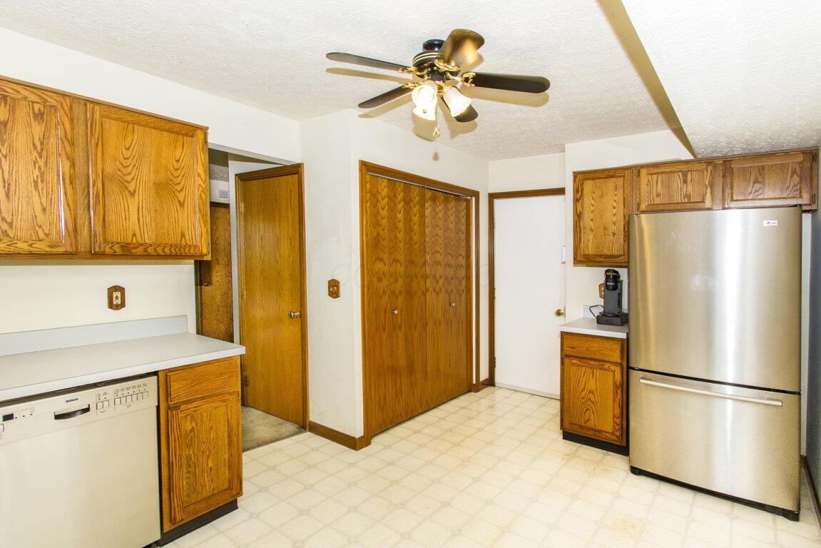 1248 Treehaven Lane, Columbus, Ohio image 10