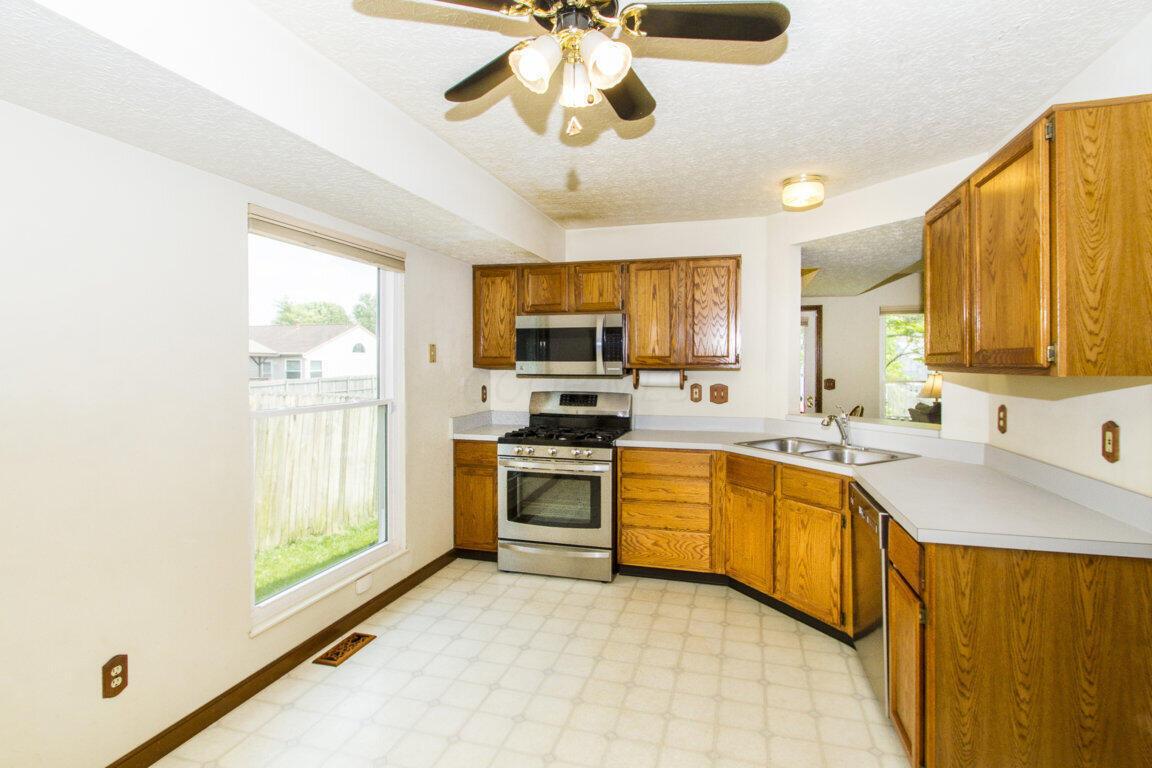 1248 Treehaven Lane, Columbus, Ohio image 8
