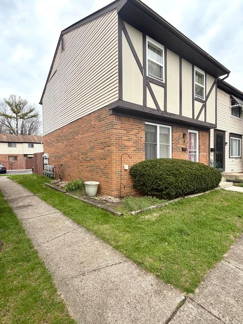 Condo For Sale - 2215 Noe Bixby Road<br/> Columbus, OH 43232