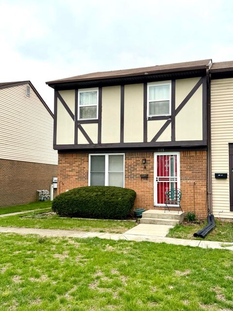 Photo of 2215 Noe Bixby Road, Columbus, OH 43232 (MLS # 226008869)