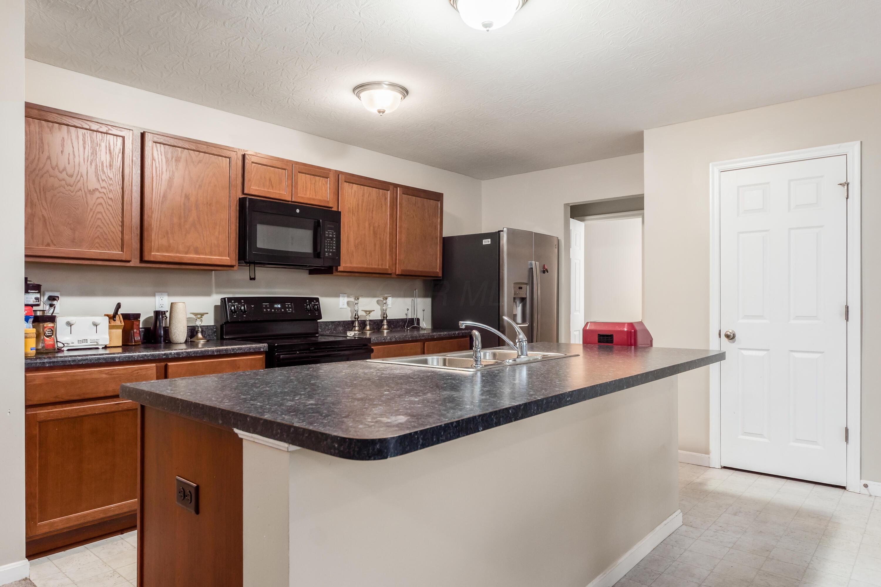 3637 Sugarbark Drive, Canal Winchester, Ohio image 13