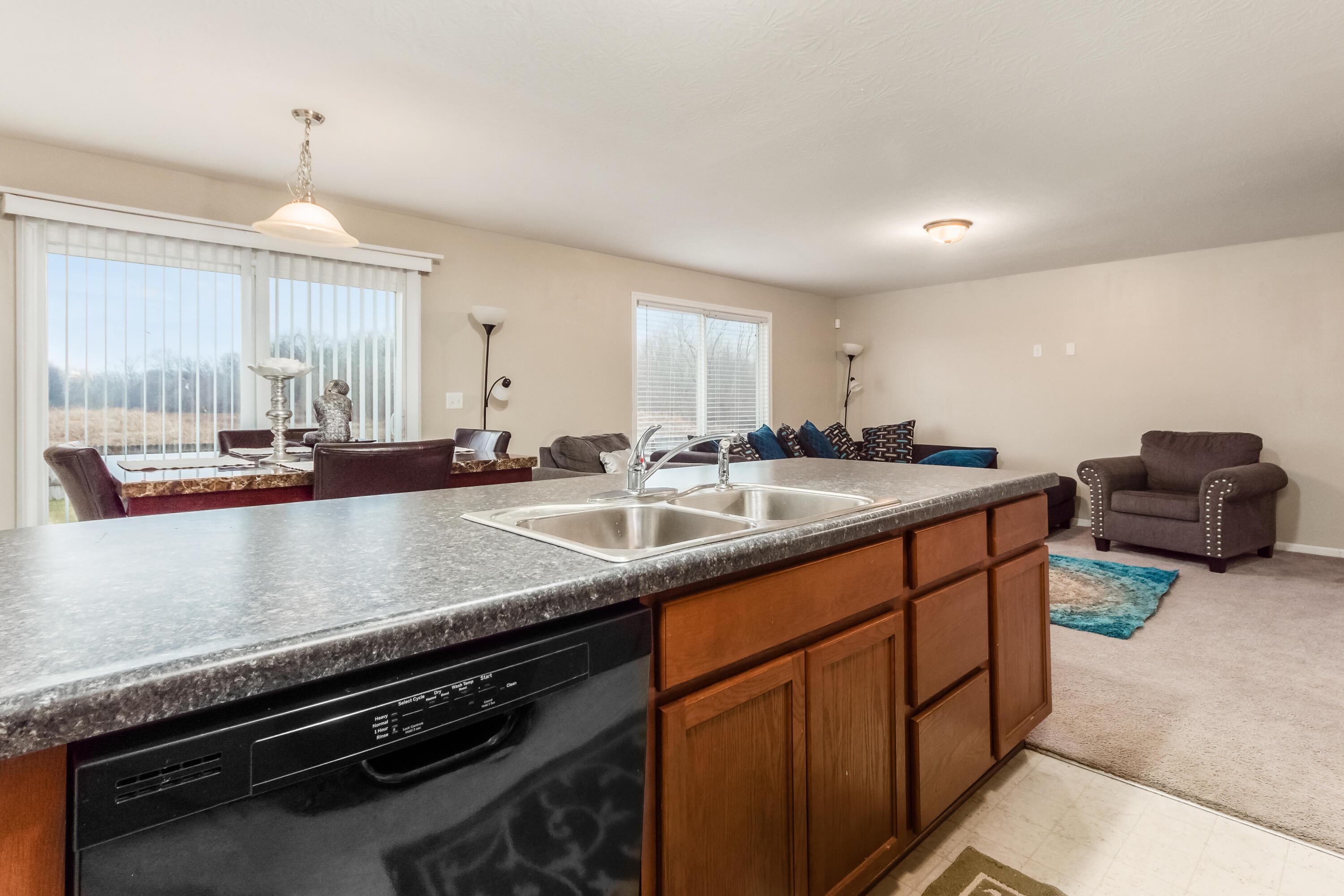3637 Sugarbark Drive, Canal Winchester, Ohio image 17