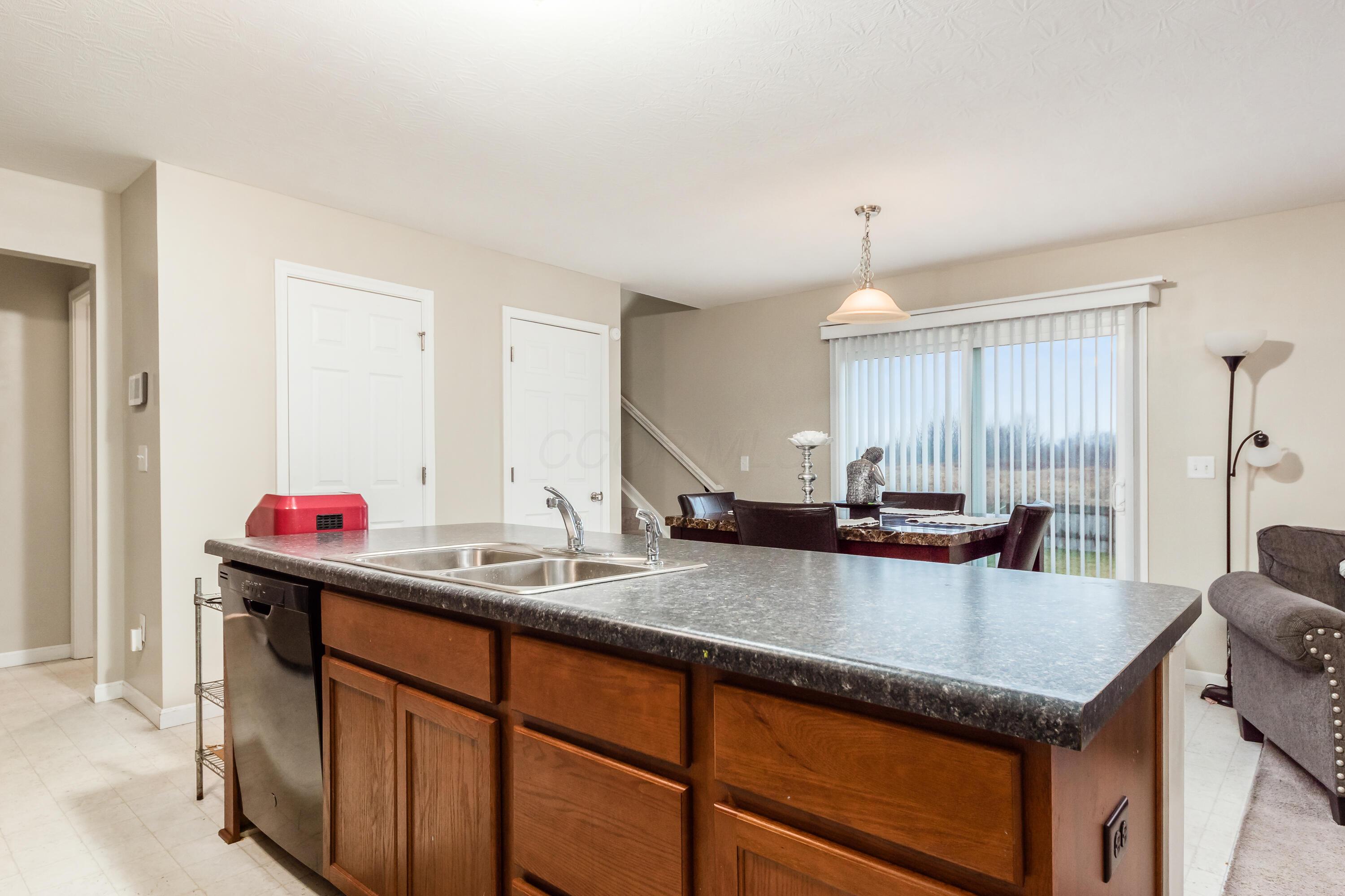 3637 Sugarbark Drive, Canal Winchester, Ohio image 14
