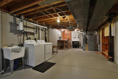 Tiny photo for 105 Hillcrest Drive, Westerville, OH 43081 (MLS # 226036473)