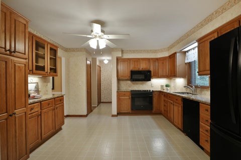 Tiny photo for 105 Hillcrest Drive, Westerville, OH 43081 (MLS # 226036473)