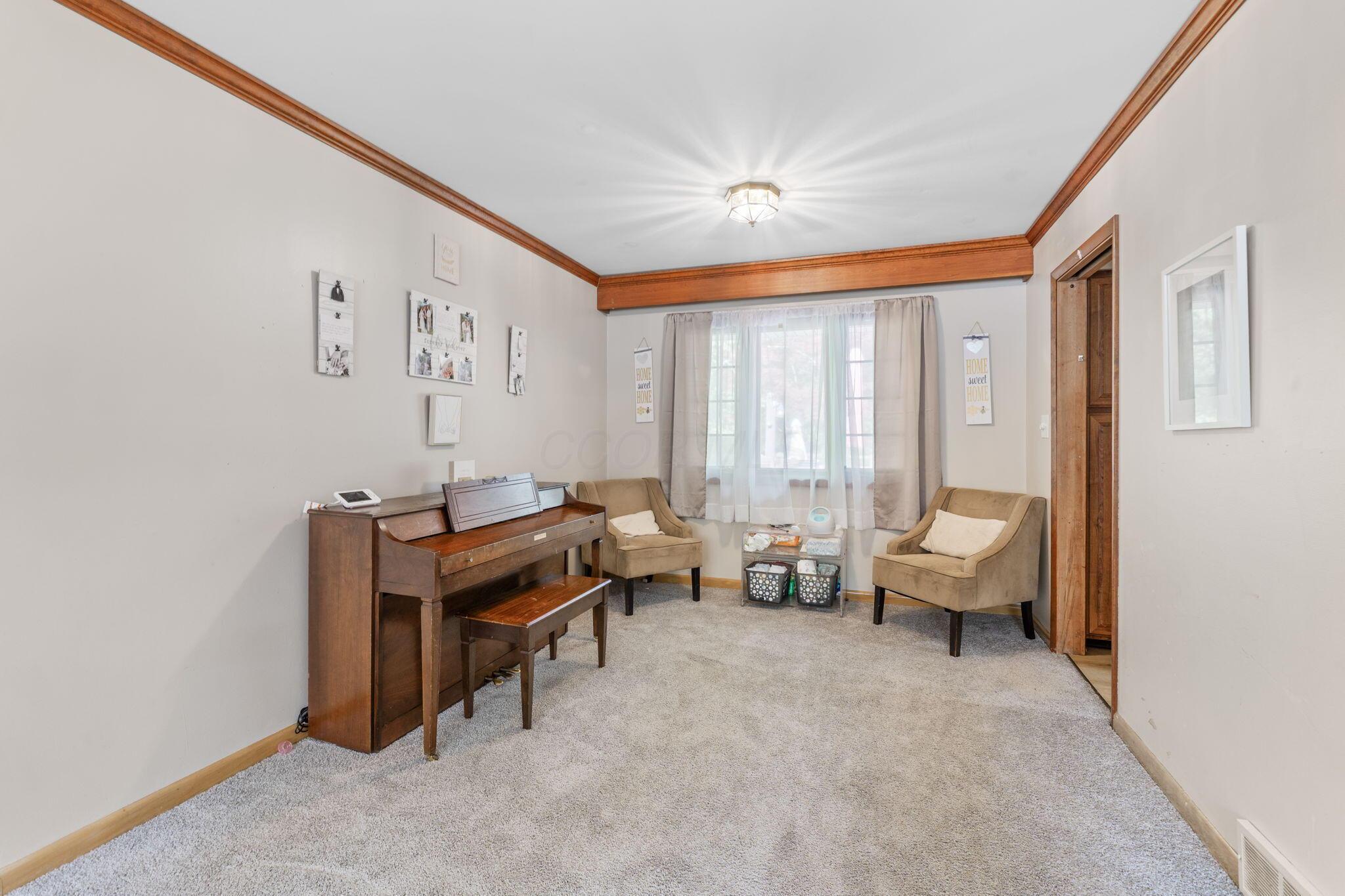 222 Ballard Drive, Columbus, Ohio image 15