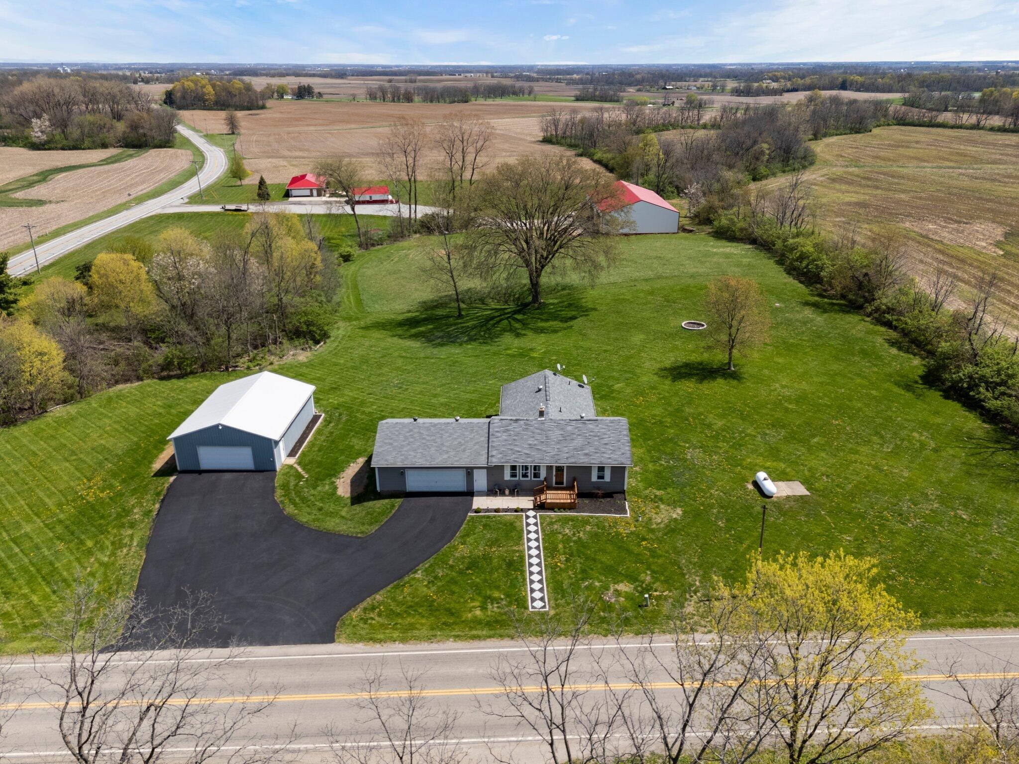 61 S Parkview Road, Mechanicsburg, Ohio image 2