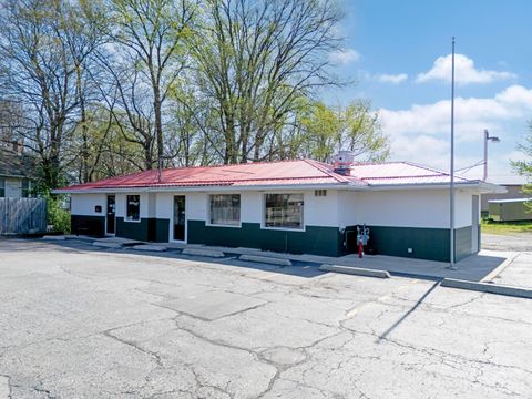 Photo of 1315 Cleveland Avenue, Ashland, OH 44805 (MLS # 226013888)