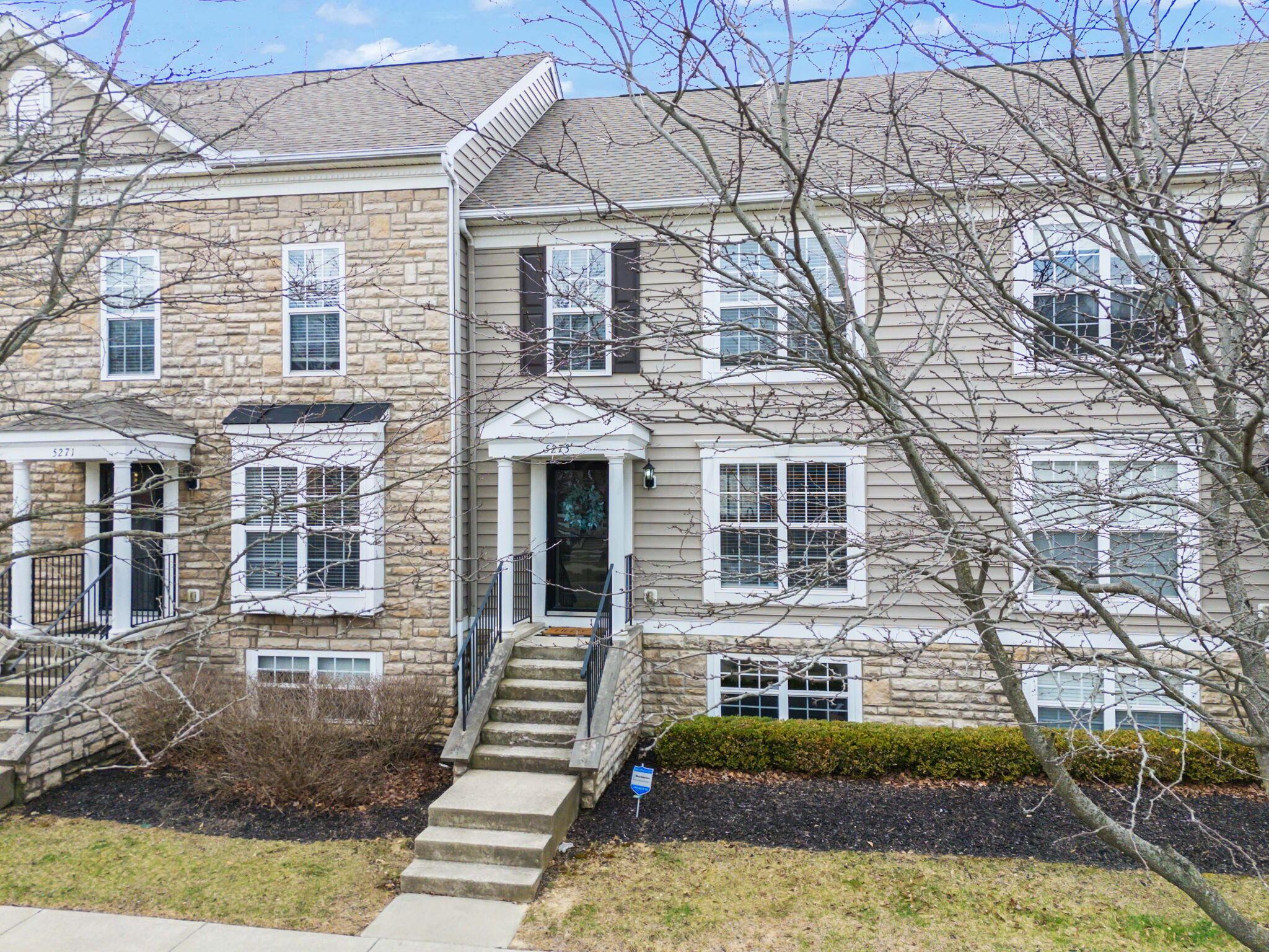 5273 Cross River Falls Boulevard, Dublin, Ohio image 1