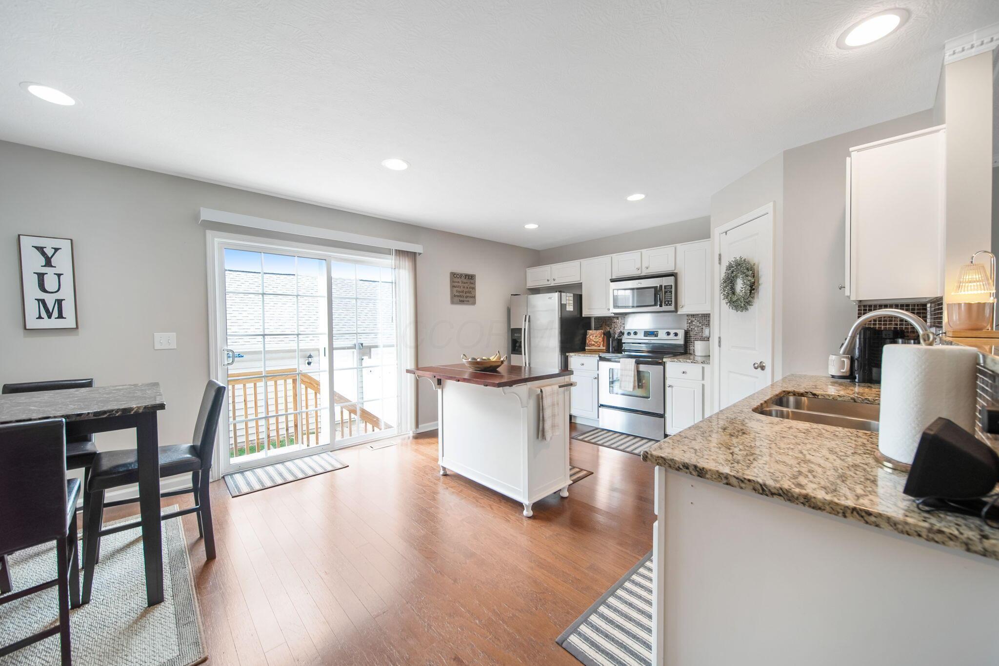 5273 Cross River Falls Boulevard, Dublin, Ohio image 9