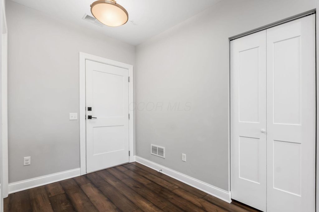 Photo of 5339 Highpointe Lakes Drive 403 #403, Westerville, OH 43081 (MLS # 226001690)