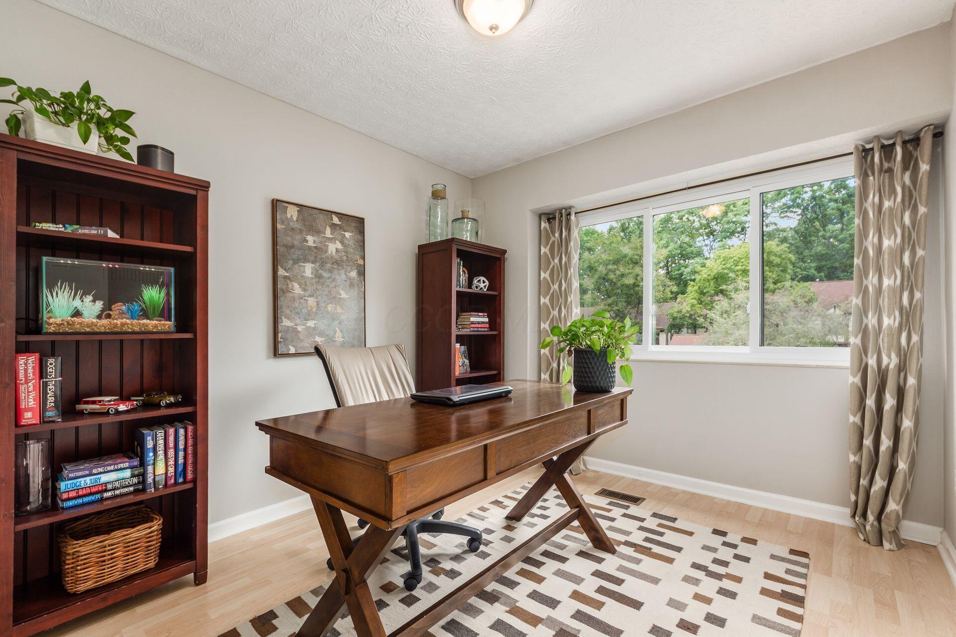 Columbus, Ohio 43230, United States, 3 Bedrooms Bedrooms, ,2 BathroomsBathrooms,Residential,Coming Soon,198295