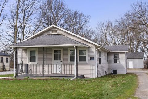 Photo of 3821 Alum Creek Drive, Columbus, OH 43207 (MLS # 226008878)