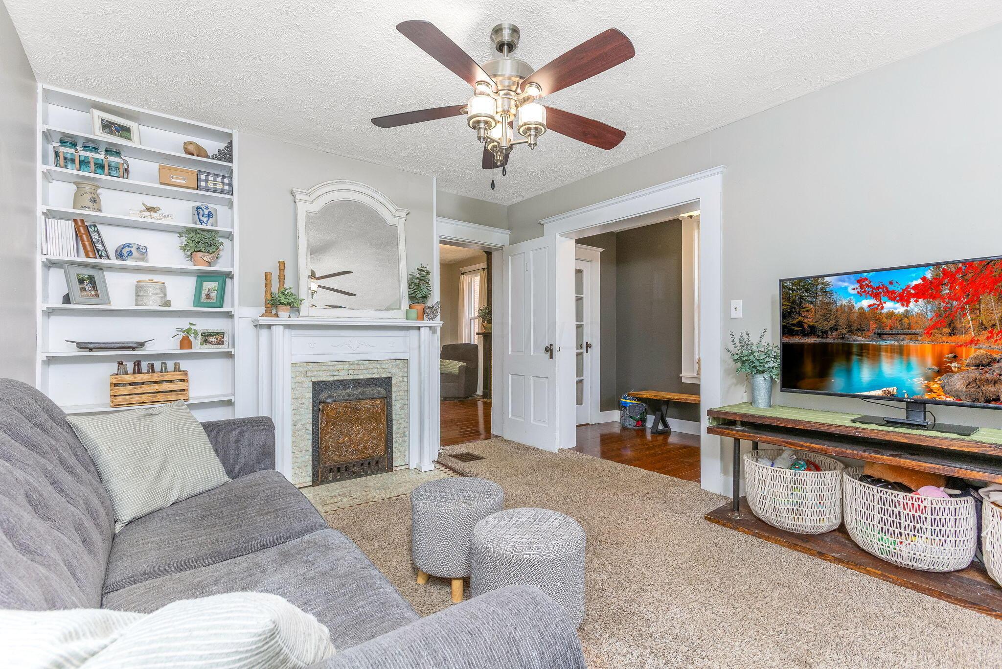 141 E 5th Avenue, Lancaster, Ohio image 12