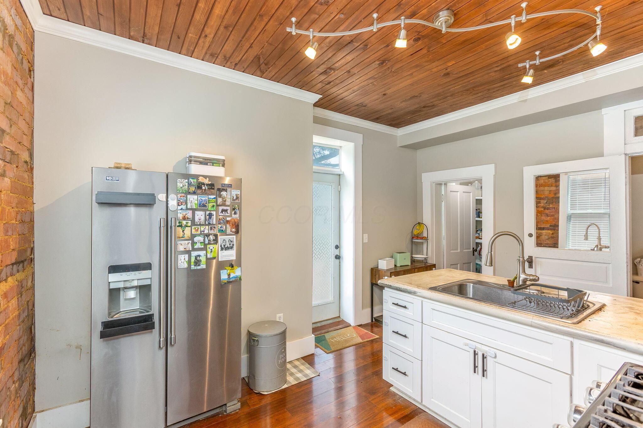 141 E 5th Avenue, Lancaster, Ohio image 32