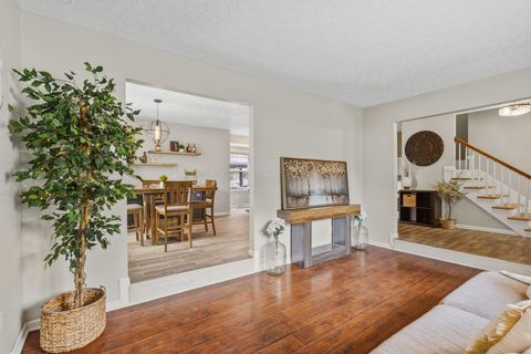 Tiny photo for 11655 E Eastmeadow Court, Pickerington, OH 43147 (MLS # 226014495)