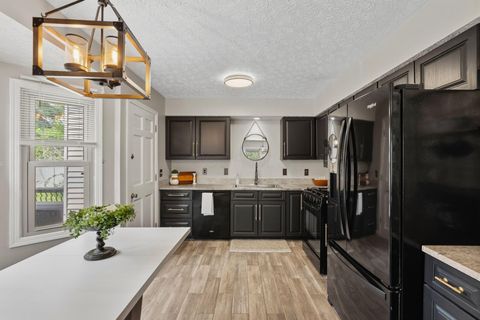 Tiny photo for 11655 E Eastmeadow Court, Pickerington, OH 43147 (MLS # 226014495)