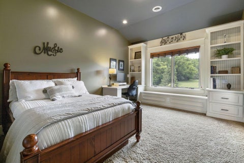Tiny photo for 27 Granview Crossing, Granville, OH 43023 (MLS # 226021331)