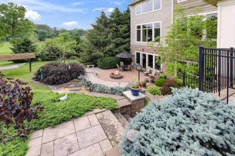 Tiny photo for 27 Granview Crossing, Granville, OH 43023 (MLS # 226021331)