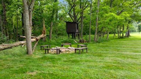 Tiny photo for 27 Granview Crossing, Granville, OH 43023 (MLS # 226021331)