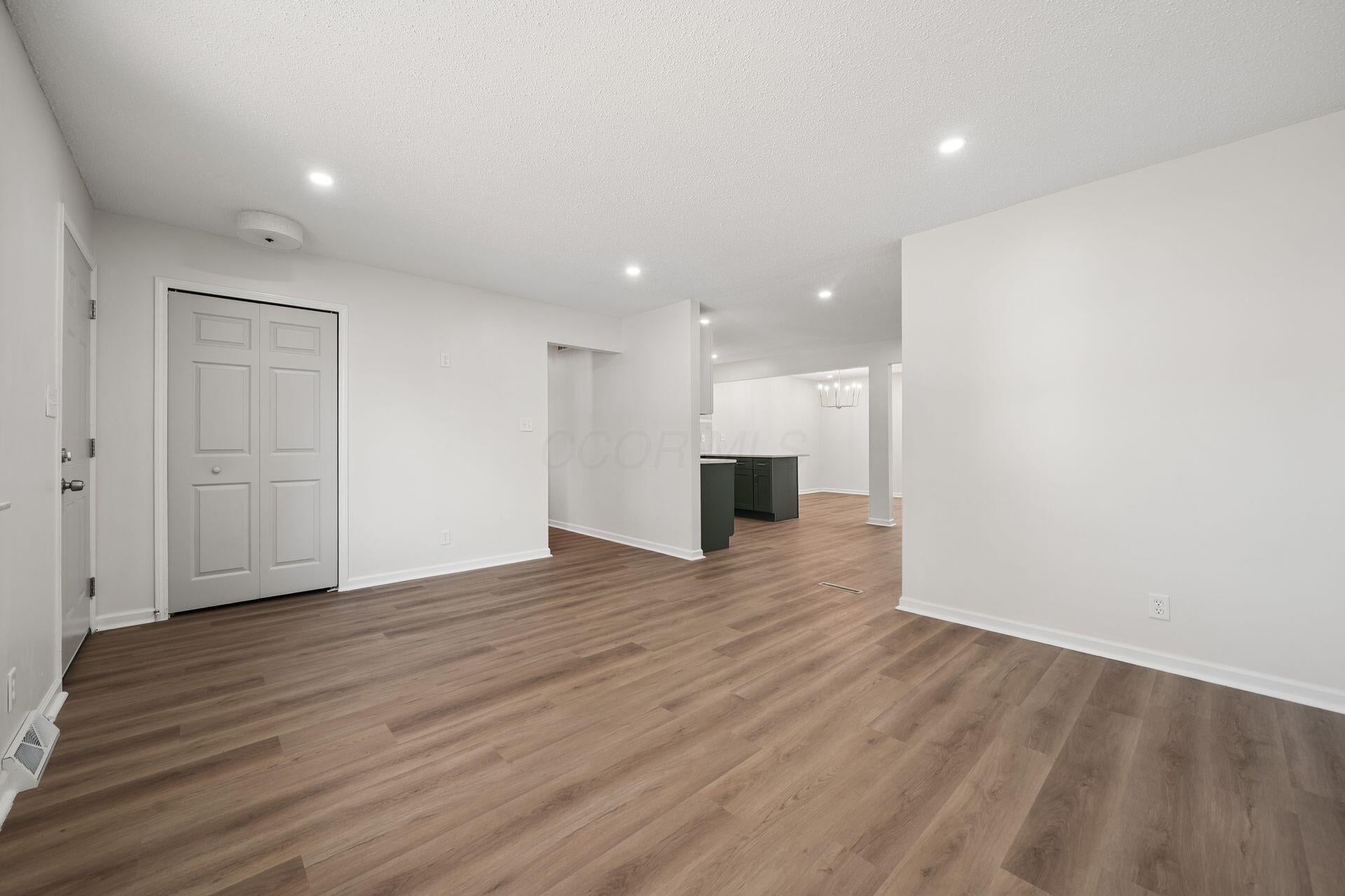 5372 Ivywood Lane