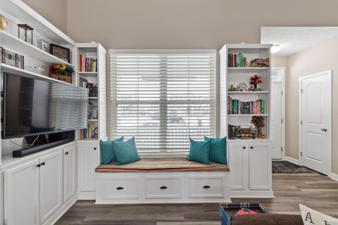 Tiny photo for 354 Glen Crossing Drive, Etna, OH 43062 (MLS # 225044367)