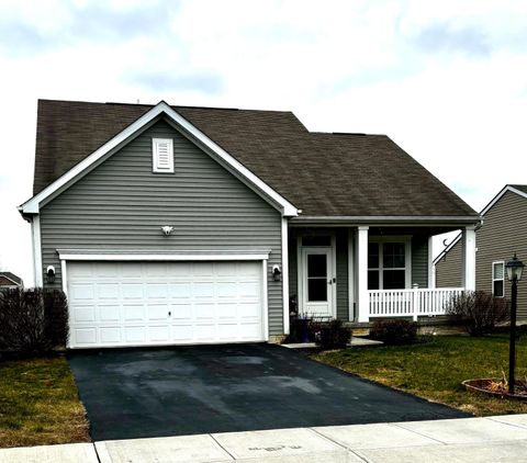 Photo of 354 Glen Crossing Drive, Etna, OH 43062 (MLS # 225044367)