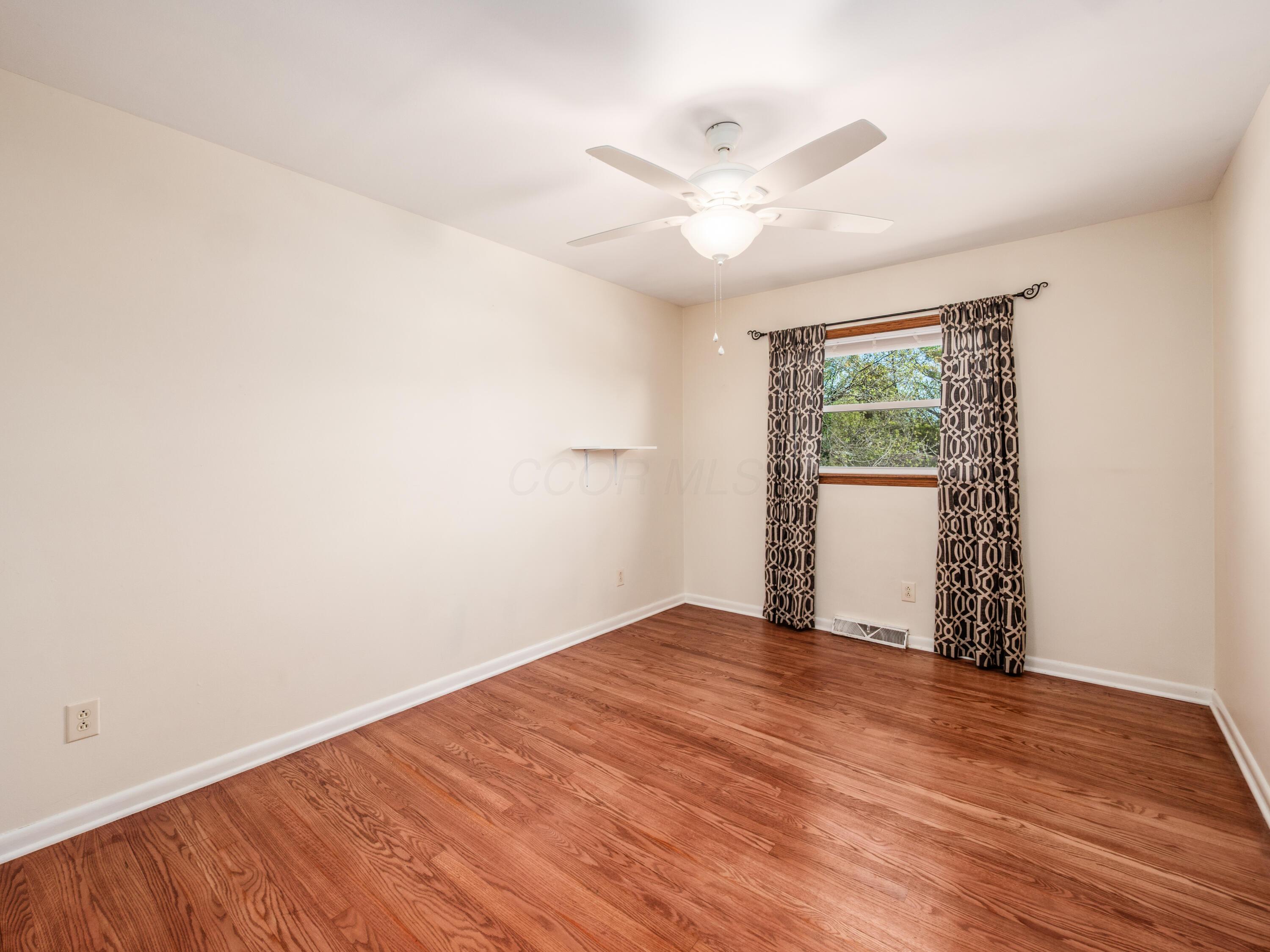 975 Kennington Avenue, Columbus, Ohio image 25