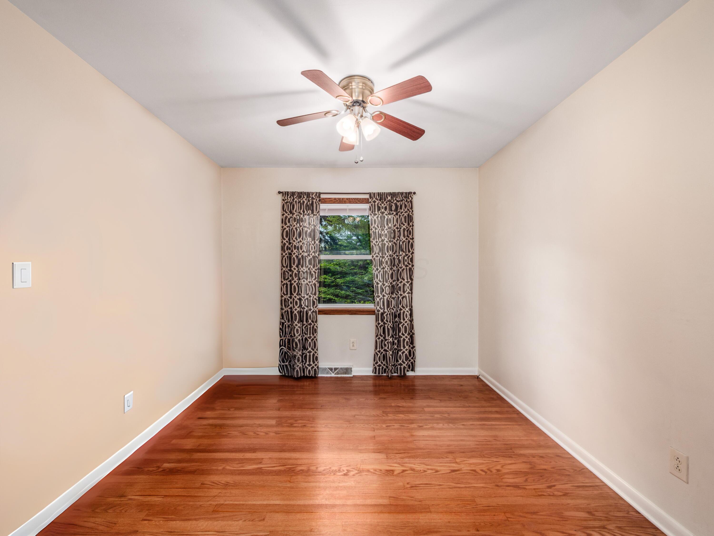 975 Kennington Avenue, Columbus, Ohio image 13