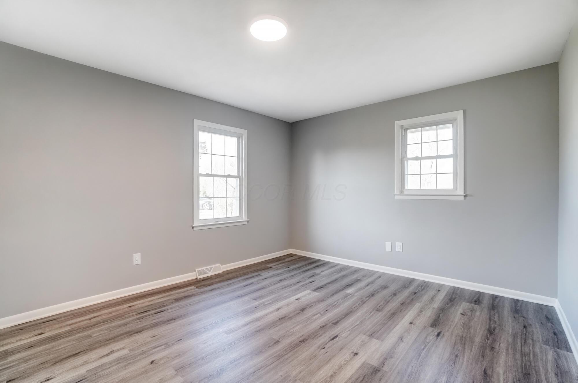 2575 Rosewood Drive, Troy, Ohio image 17