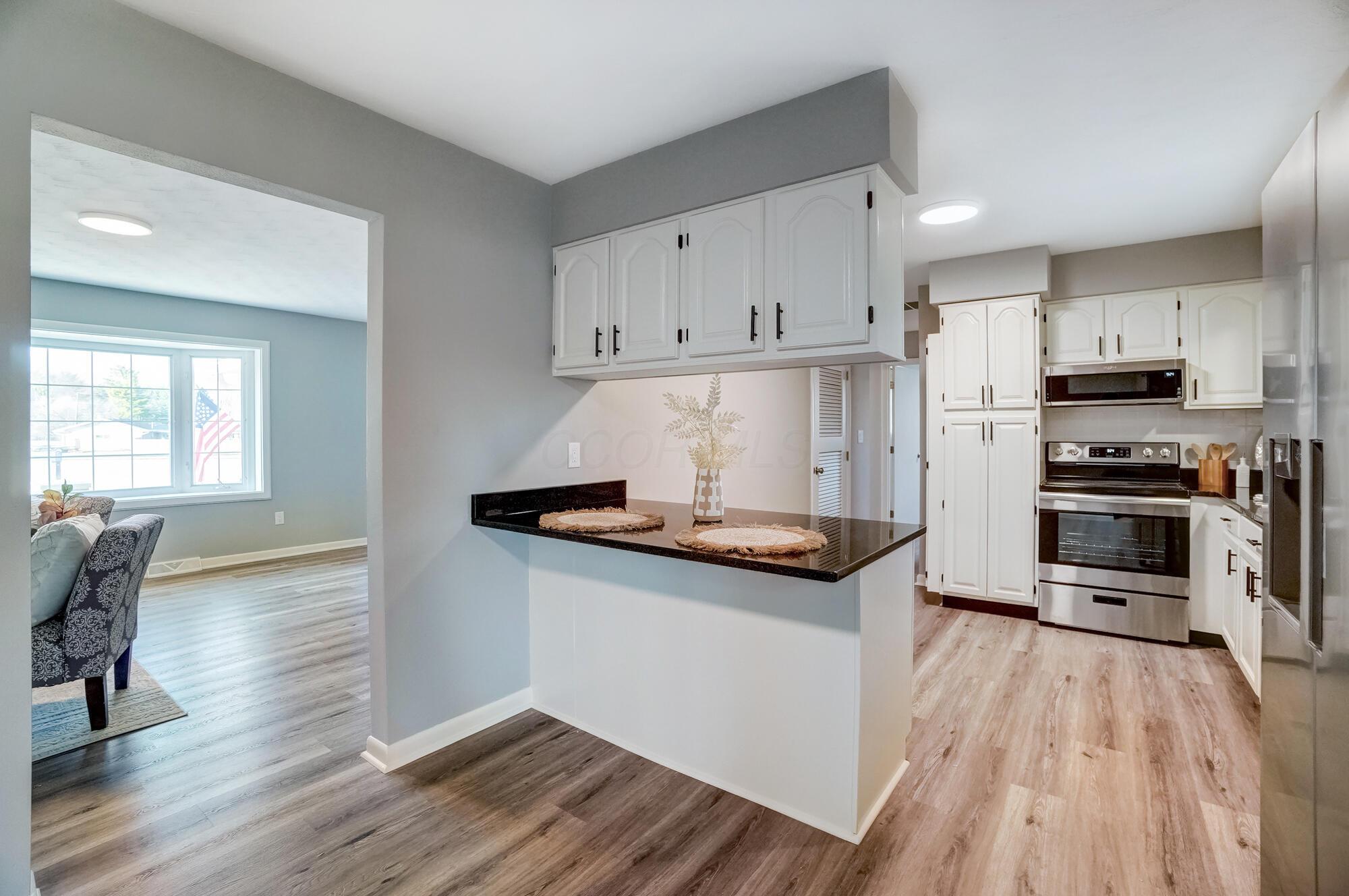 2575 Rosewood Drive, Troy, Ohio image 30