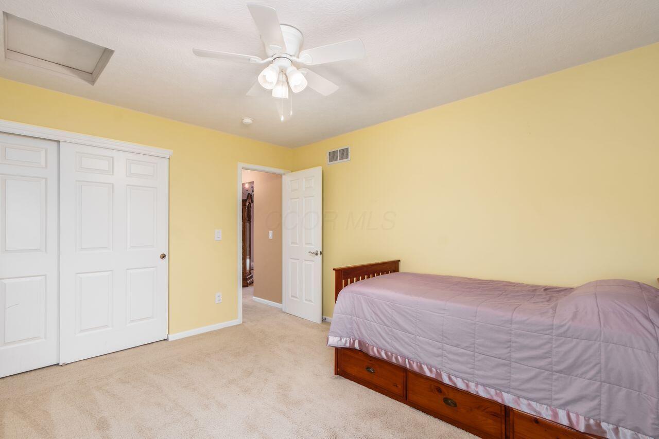 4409 Gary Way, Hilliard, Ohio image 22
