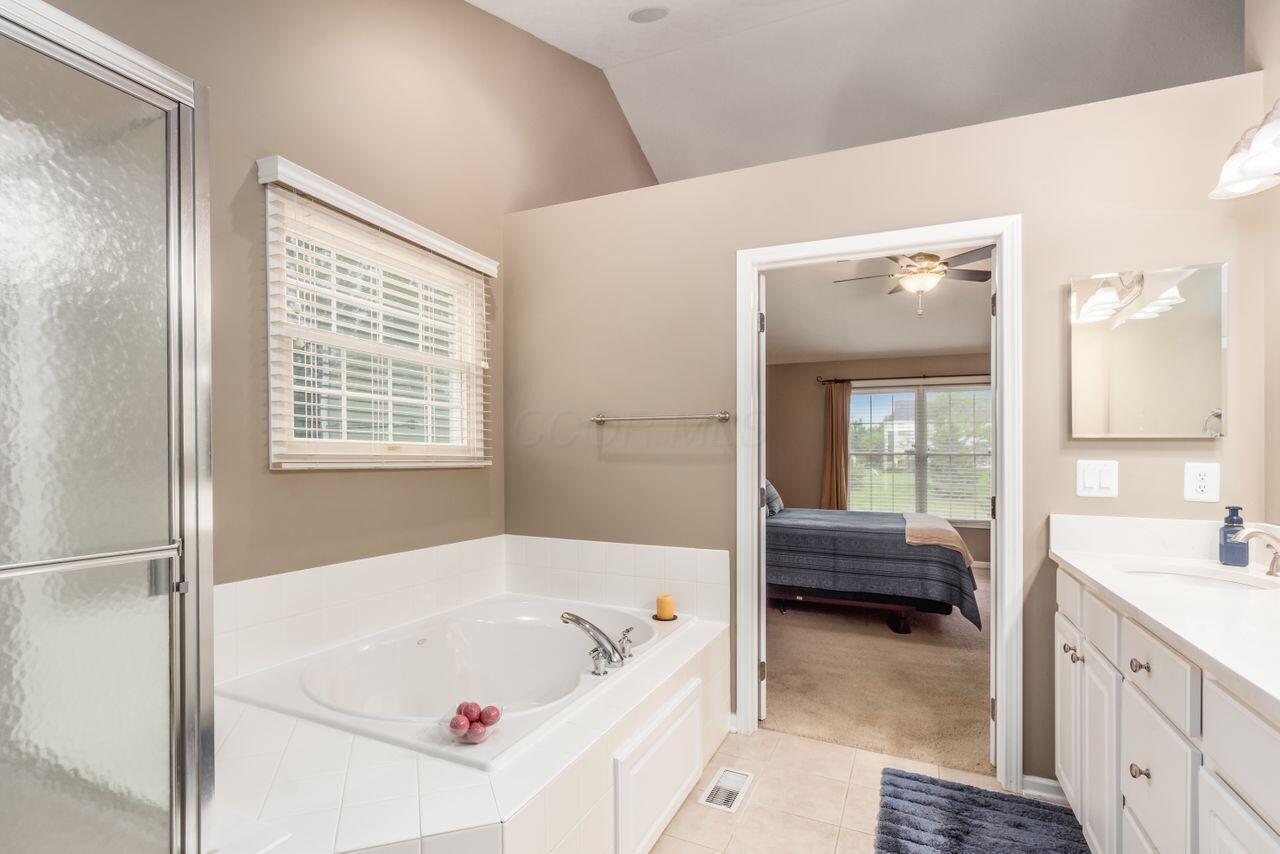4409 Gary Way, Hilliard, Ohio image 28